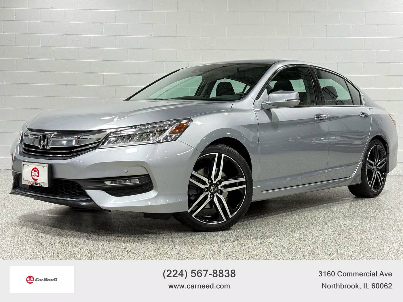 2017 Honda Accord Touring — Sedan — 67,527 mi — Northbrook, IL