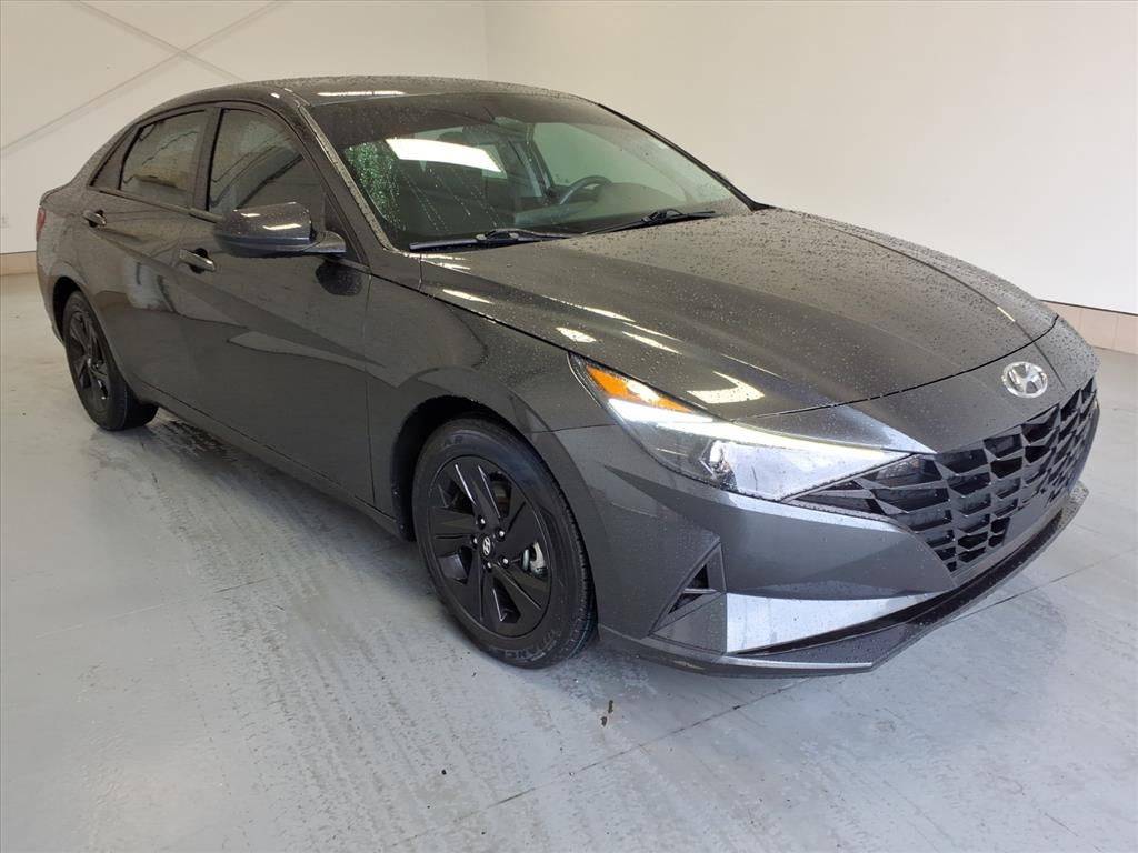 2022 Hyundai Elantra SEL — Sedan — 57,257 mi — Decatur, AL