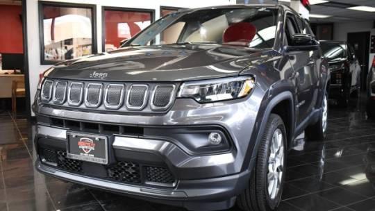 2022 Jeep Compass Latitude Lux — SUV — 13,242 mi — Ramsey, NJ
