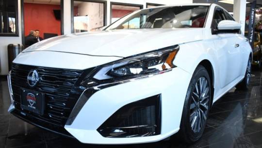 2023 Nissan Altima SV — Sedan — 6,259 mi — Ramsey, NJ