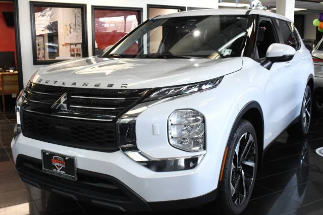 2022 Mitsubishi Outlander ES — SUV — 73,590 mi — Ramsey, NJ