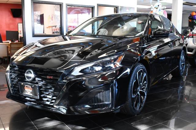 2023 Nissan Altima SR — Sedan — 6,875 mi — Ramsey, NJ