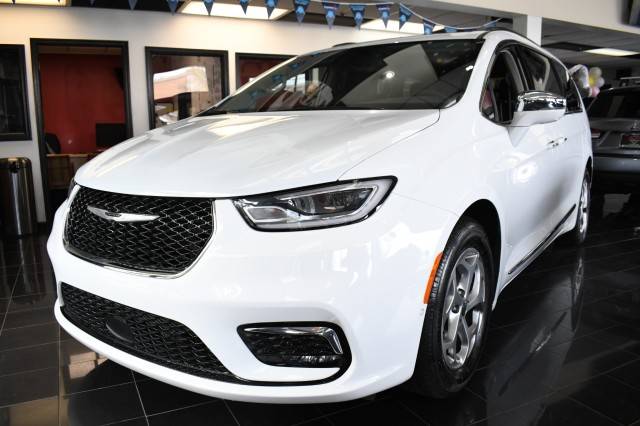 2022 Chrysler Pacifica Limited — Minivan — 55,064 mi — Ramsey, NJ