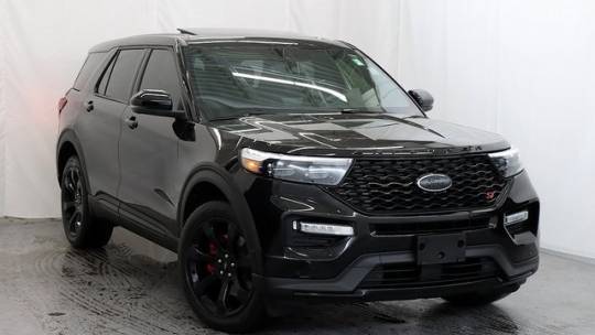 2022 Ford Explorer ST — SUV — 28,136 mi — Arlington Heights, IL
