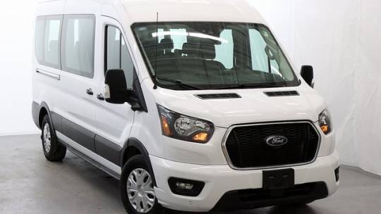 2023 Ford Transit Passenger Wagon T-350 XLT — Passenger Van — 55,381 mi — Arlington Heights, IL