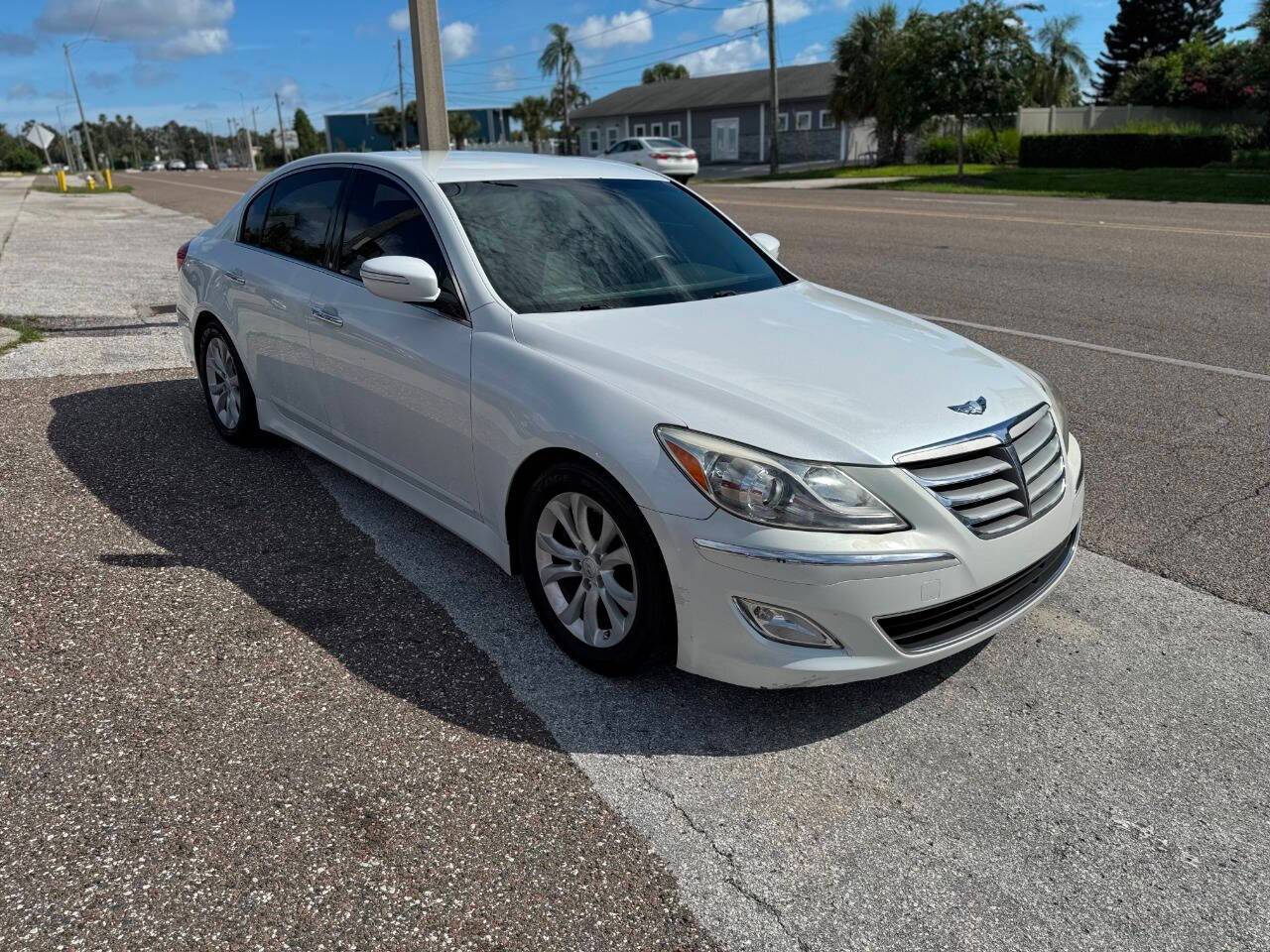 2013 Hyundai Genesis 3.8 — Sedan — 88,699 mi — Clearwater, FL