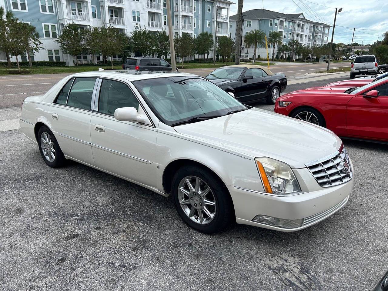 2010 Cadillac DTS 1SC — Sedan — 112,612 mi — Clearwater, FL