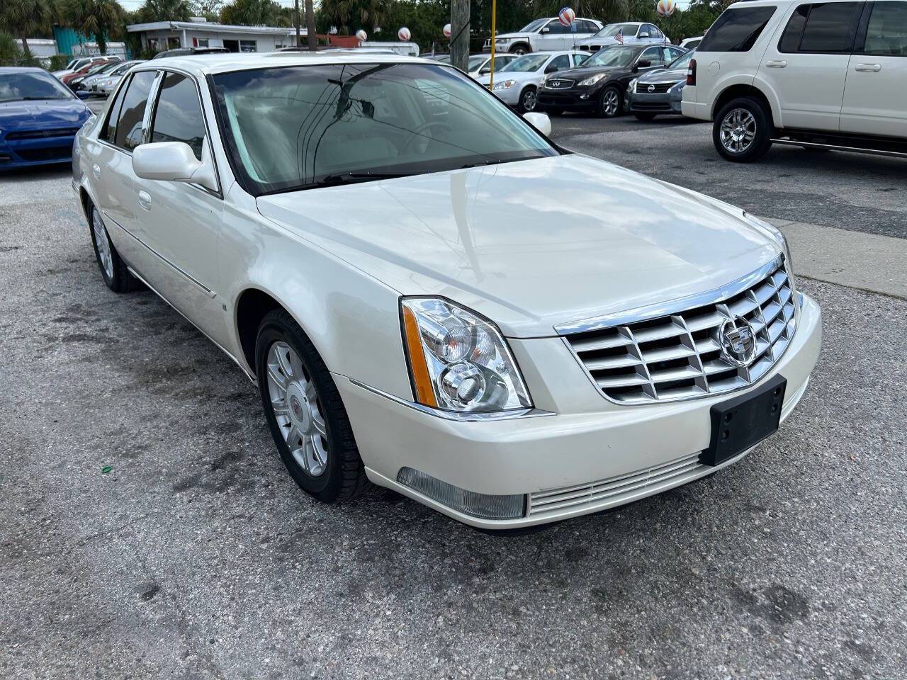 2008 Cadillac DTS Professional 1SH — Sedan — 102,295 mi — Clearwater, FL