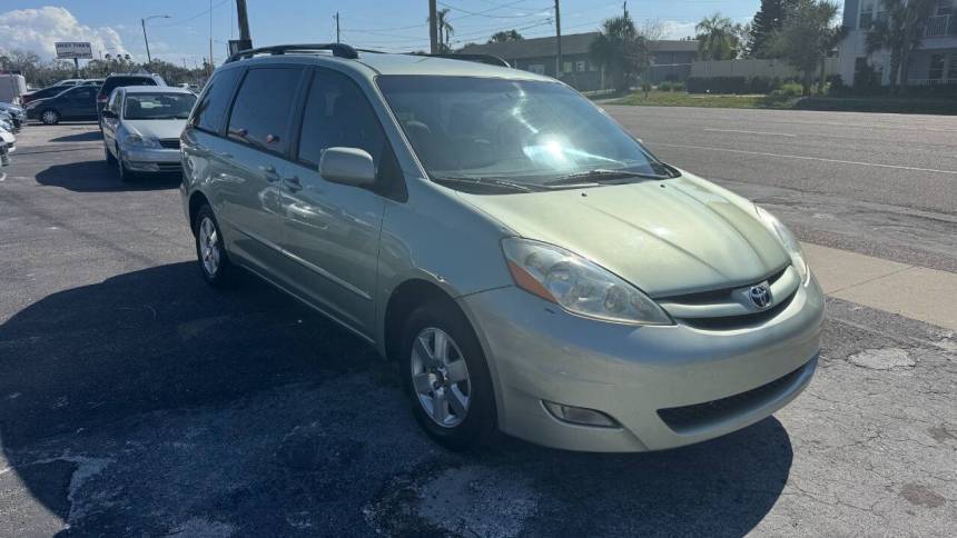 2006 Toyota Sienna XLE Limited — Minivan — 153,985 mi — Clearwater, FL