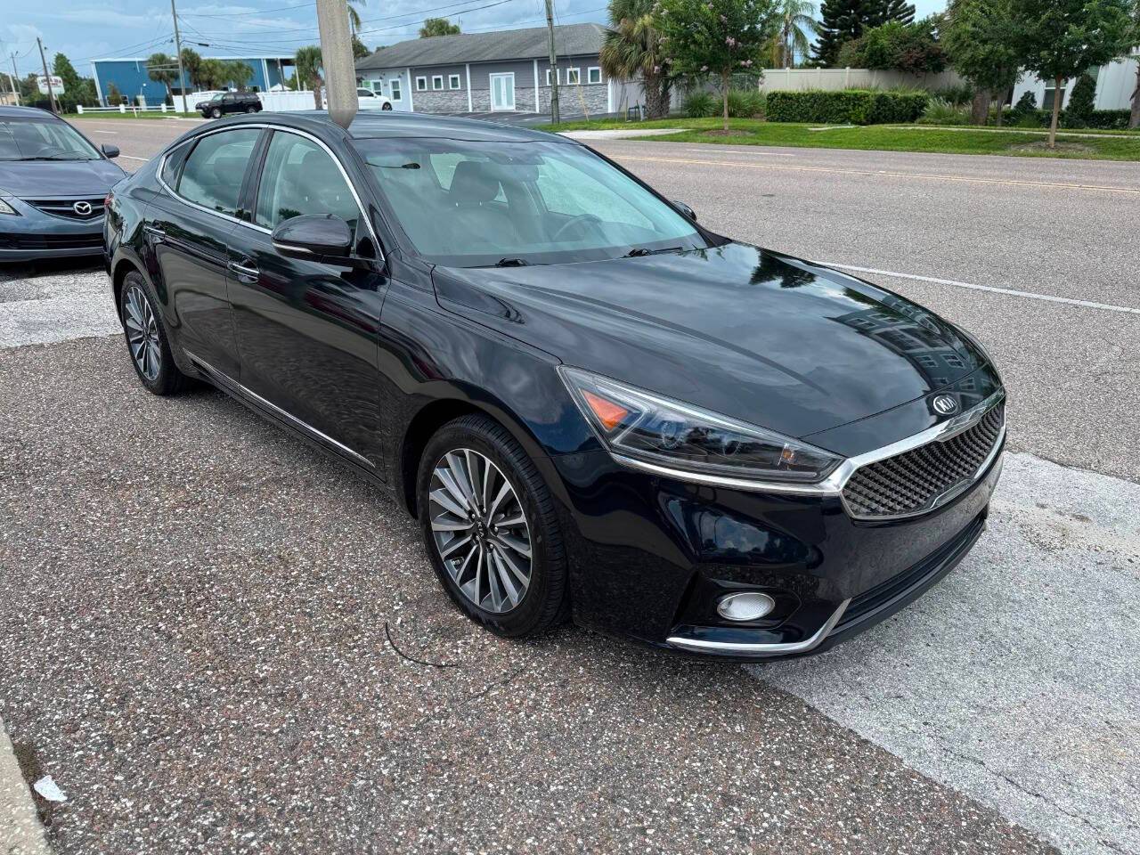 2017 Kia Cadenza Premium — Sedan — 78,486 mi — Clearwater, FL