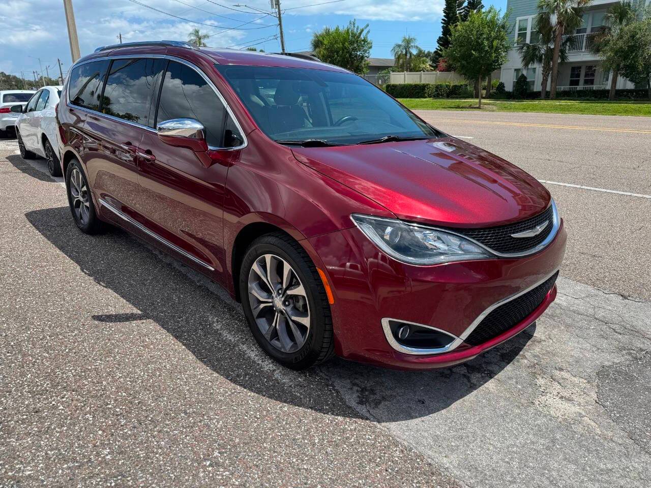 2017 Chrysler Pacifica Limited — Minivan — 150,682 mi — Clearwater, FL