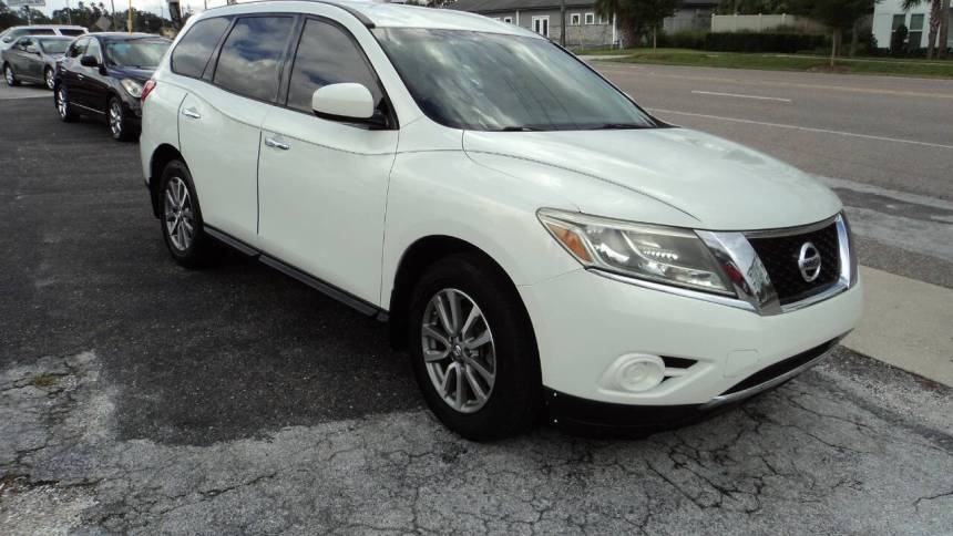 2014 Nissan Pathfinder S — SUV — 126,687 mi — Clearwater, FL