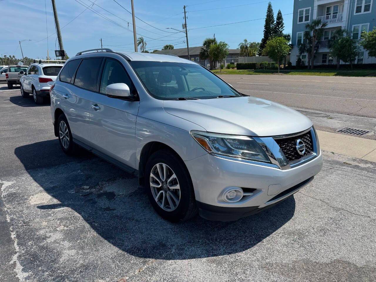2013 Nissan Pathfinder SV — SUV — 182,125 mi — Clearwater, FL