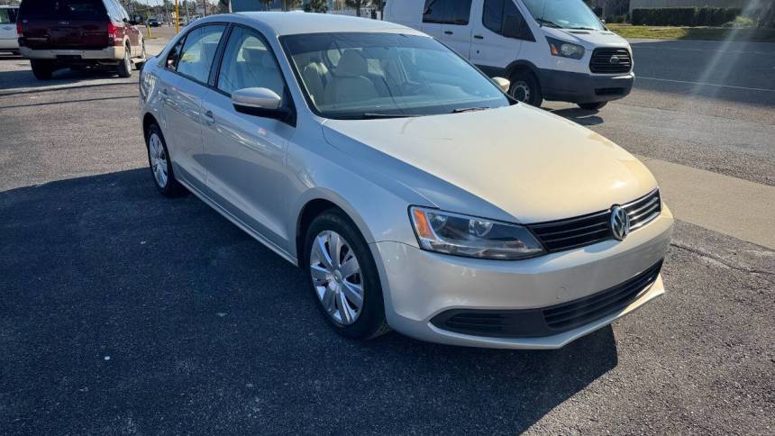 2011 Volkswagen Jetta SE — Sedan — 97,328 mi — Clearwater, FL