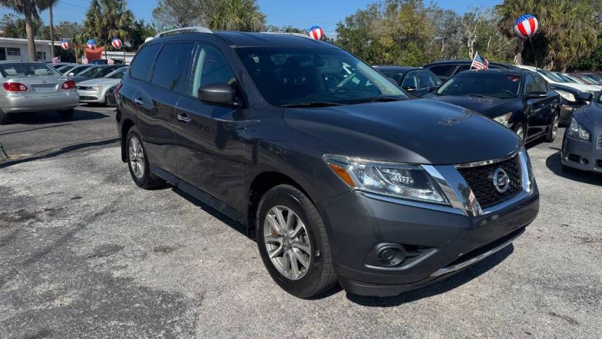 2013 Nissan Pathfinder SV — SUV — 122,576 mi — Clearwater, FL