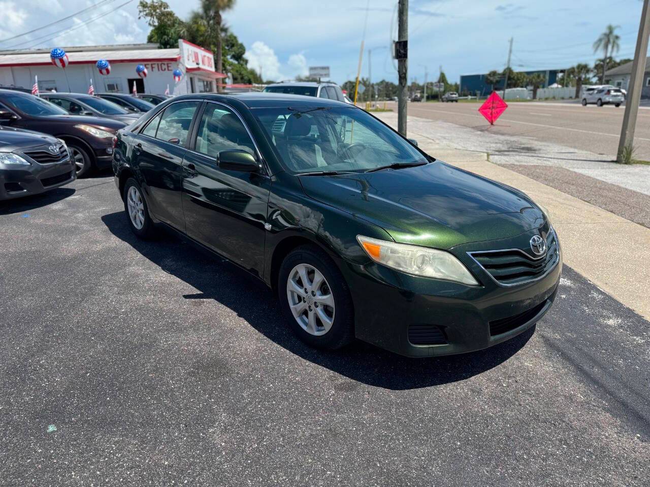 2011 Toyota Camry LE — Sedan — 105,622 mi — Clearwater, FL