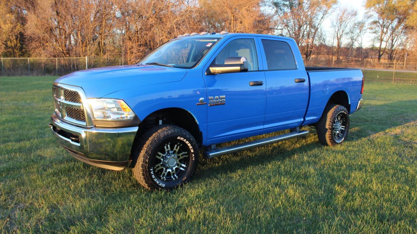 2014 Ram 2500 Tradesman — Pickup Truck — 59,235 mi — Roscoe, IL