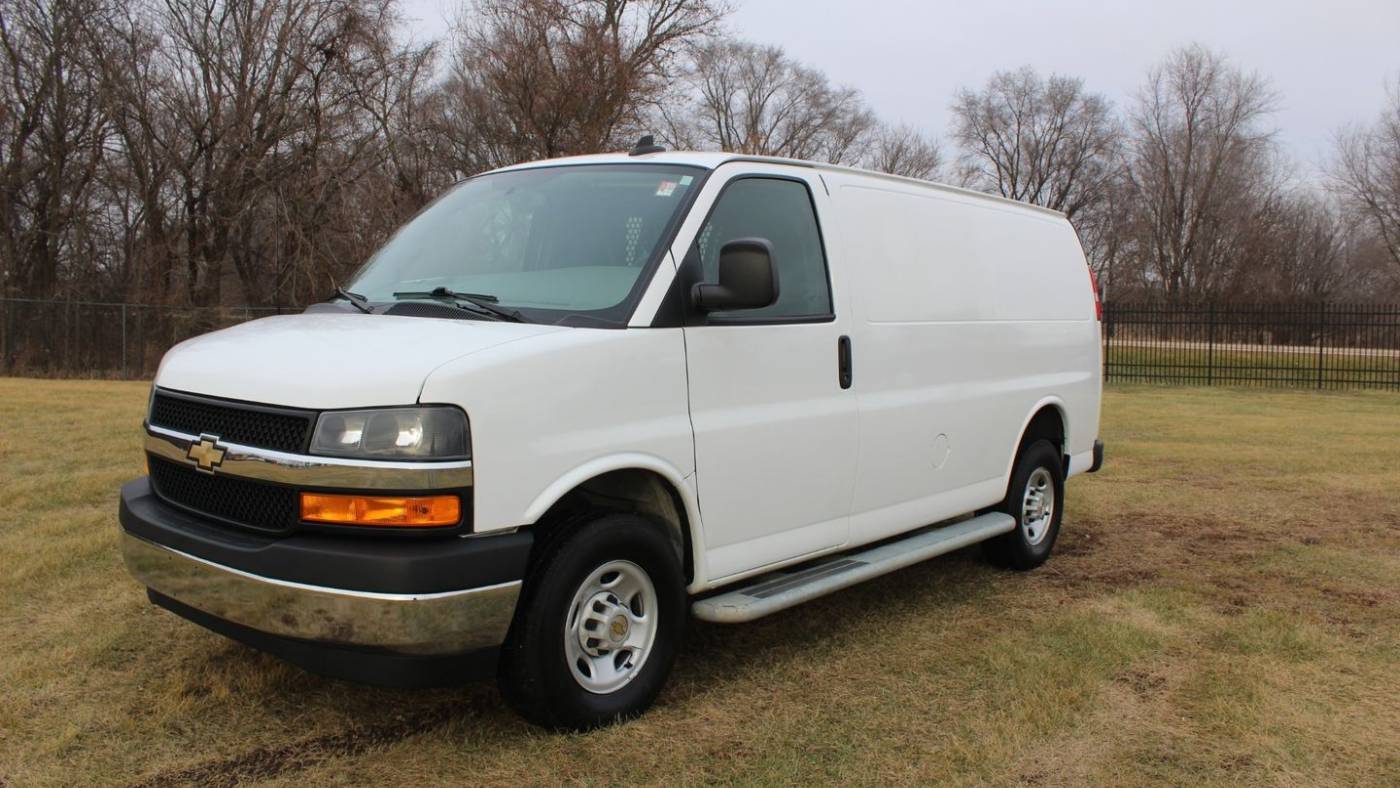 2022 Chevrolet Express Cargo Van Base — Cargo Van — 15,436 mi — Roscoe, IL