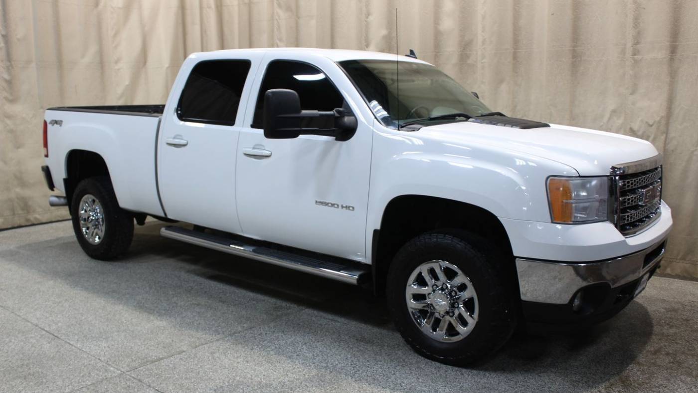 2013 GMC Sierra 2500HD SLT — Pickup Truck — 165,073 mi — Roscoe, IL