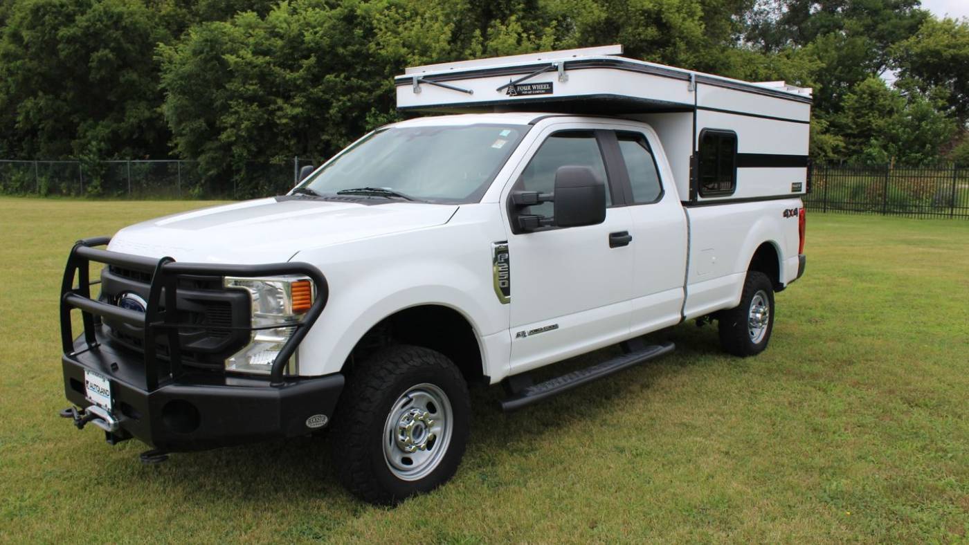 2021 Ford Super Duty F-250 XL — Pickup Truck — 32,671 mi — Roscoe, IL