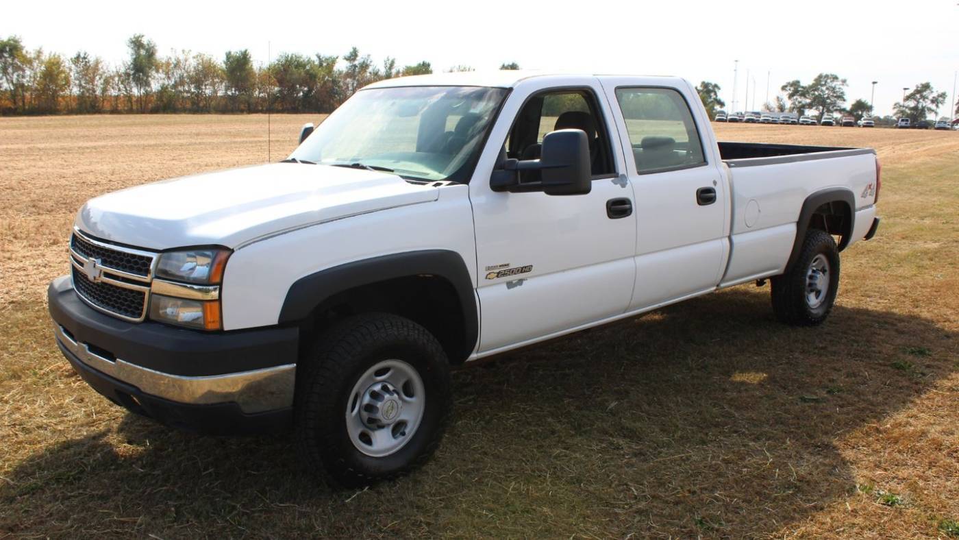 2006 Chevrolet Silverado 2500HD LT2 — Pickup Truck — 125,723 mi — Roscoe, IL