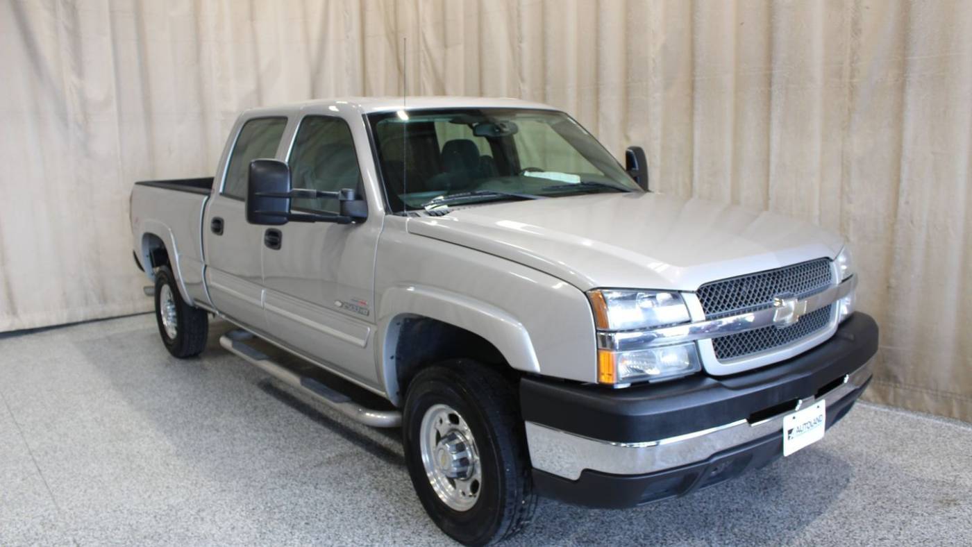 2004 Chevrolet Silverado 2500 LT — Pickup Truck — 104,975 mi — Roscoe, IL