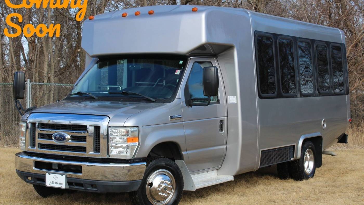 2016 Ford Econoline Commercial Cutaway E-350 — Chassis Cab Truck — 11,984 mi — Roscoe, IL