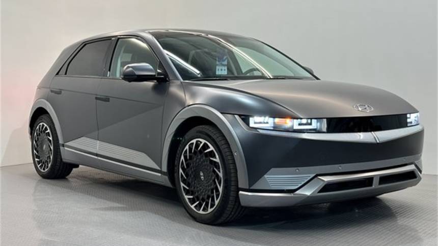 2023 Hyundai IONIQ 5 Limited — SUV — 427 mi — Palm Springs, CA