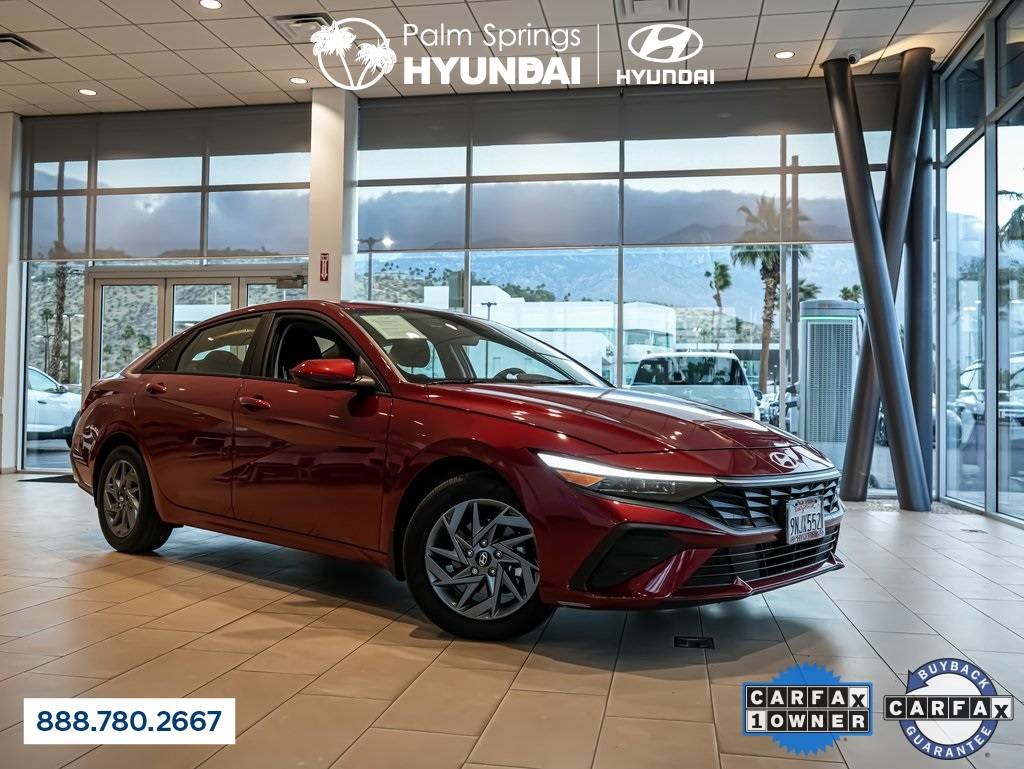 2024 Hyundai Elantra SEL — Sedan — 5,202 mi — Palm Springs, CA
