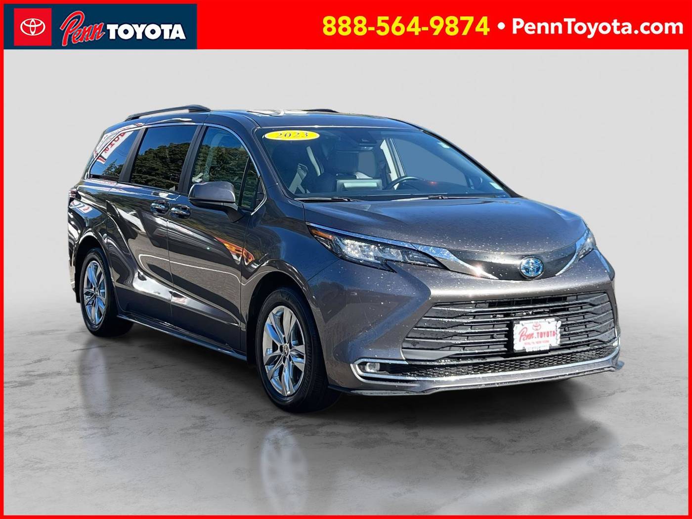 2023 Toyota Sienna XLE — Minivan — 89,841 mi — Greenvale, NY