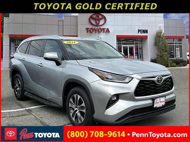 2021 Toyota Highlander XLE — SUV — 13,712 mi — Greenvale, NY