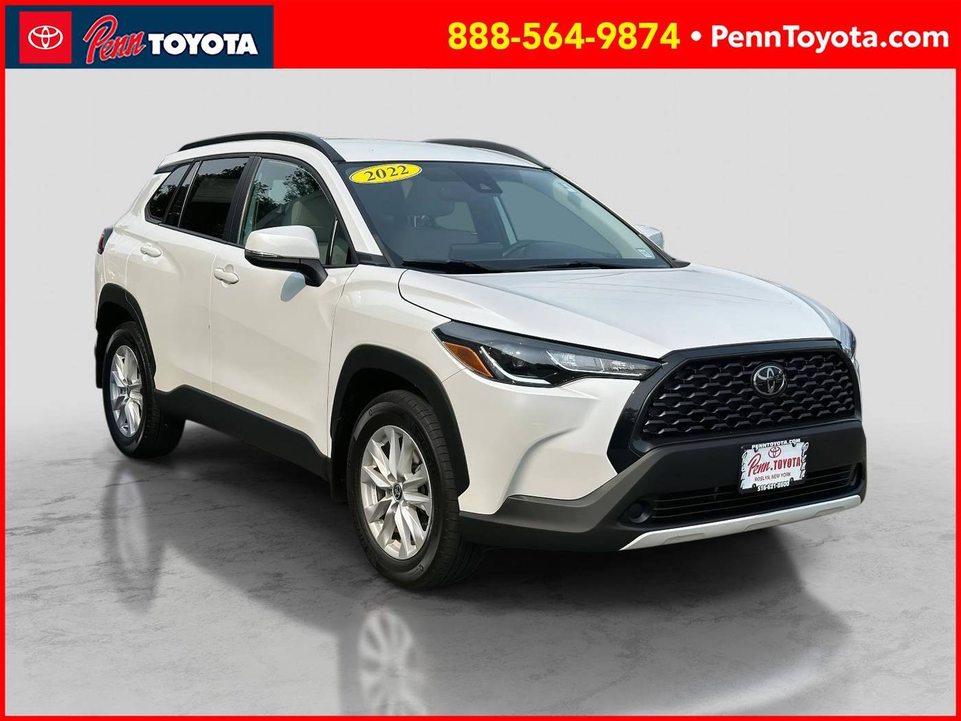 2022 Toyota Corolla Cross LE — SUV — 13,041 mi — Greenvale, NY