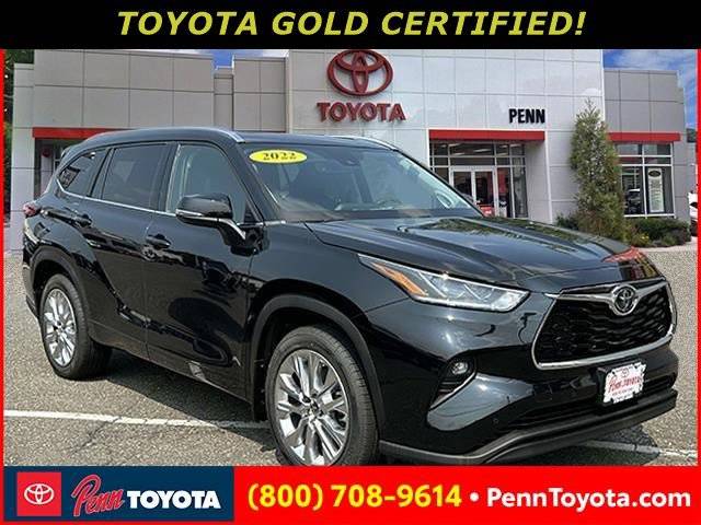 2022 Toyota Highlander Limited — SUV — 20,794 mi — Greenvale, NY