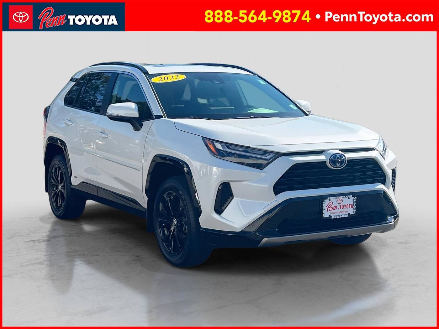 2022 Toyota RAV4 Hybrid SE — SUV — 9,563 mi — Greenvale, NY