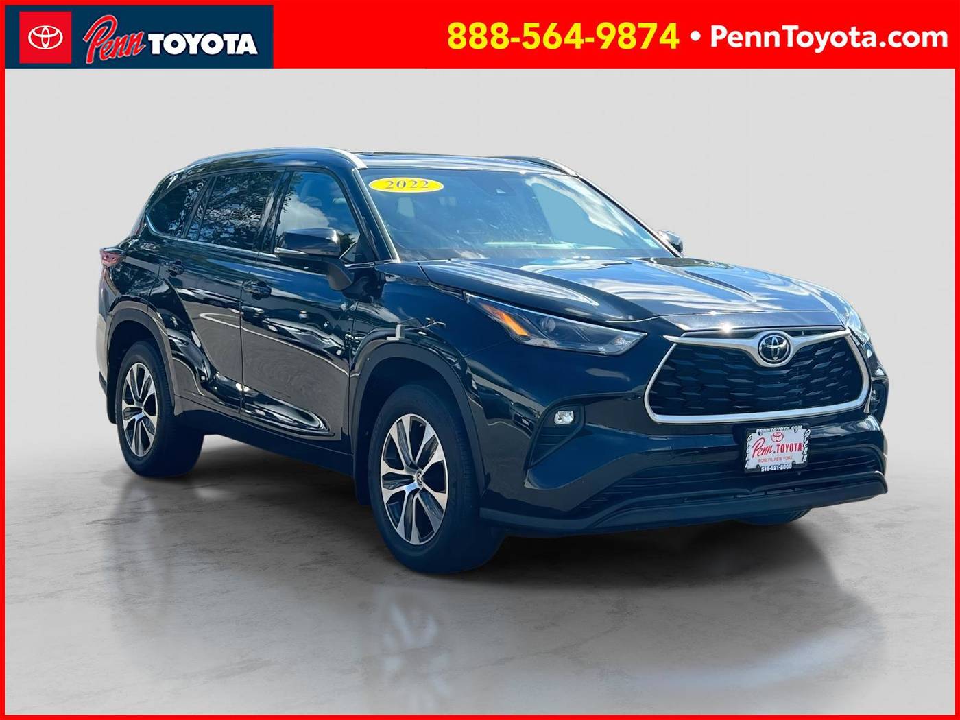 2022 Toyota Highlander XLE — SUV — 29,347 mi — Greenvale, NY