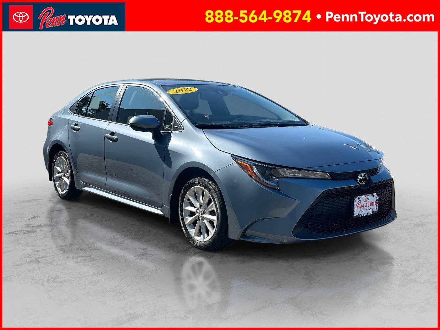 2022 Toyota Corolla LE — Sedan — 19,570 mi — Greenvale, NY