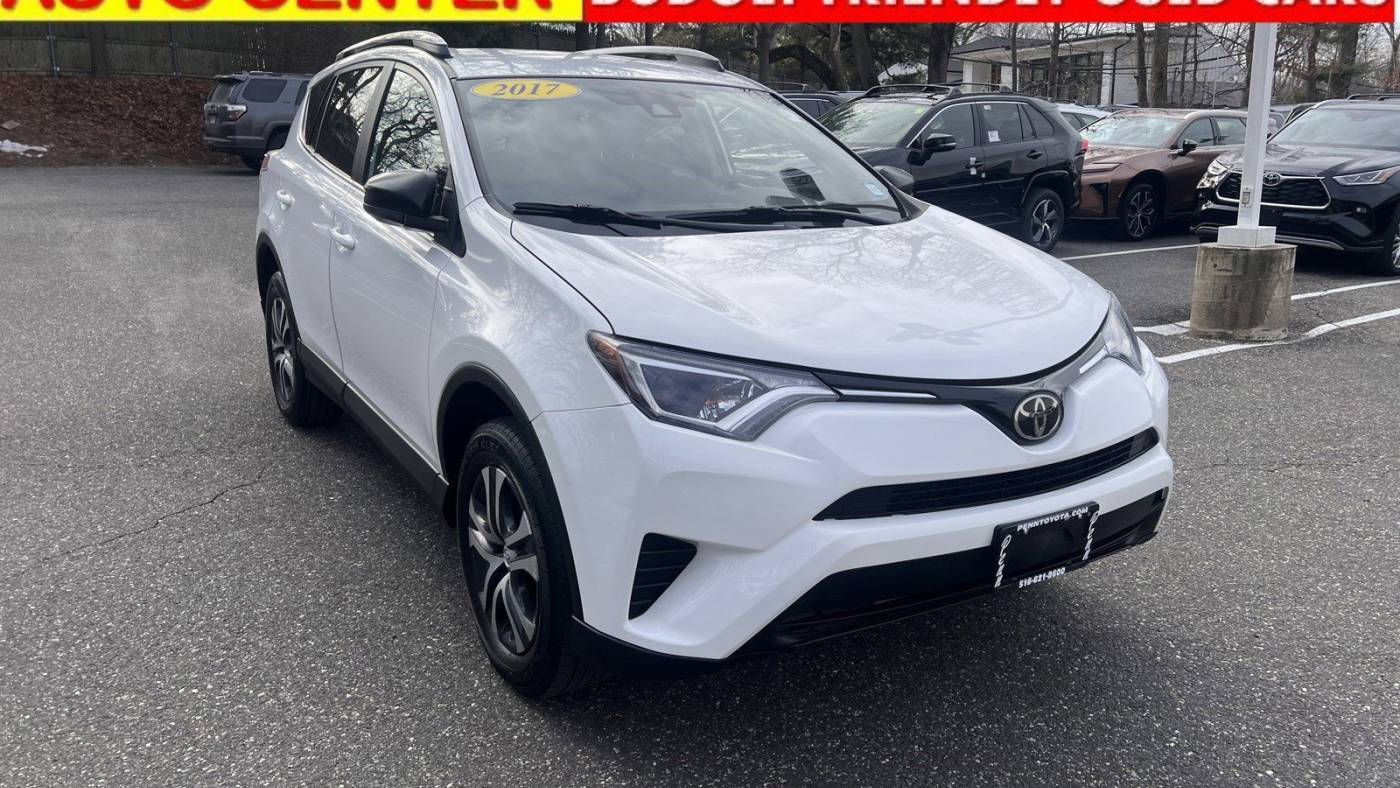 2017 Toyota RAV4 LE — SUV — 90,028 mi — Greenvale, NY