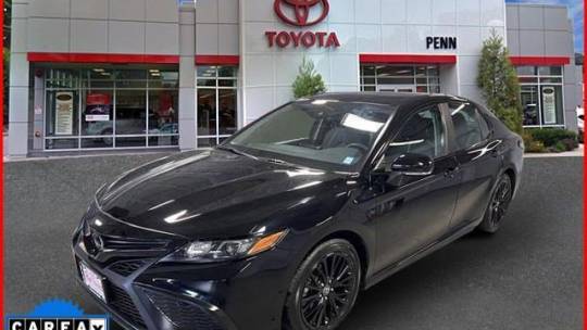 2022 Toyota Camry SE Nightshade — Sedan — 8,331 mi — Greenvale, NY