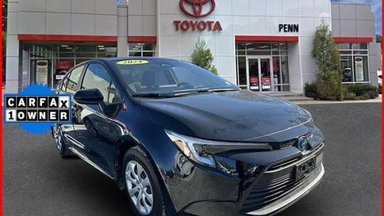 2024 Toyota Corolla Hybrid LE — Sedan — 3,698 mi — Greenvale, NY