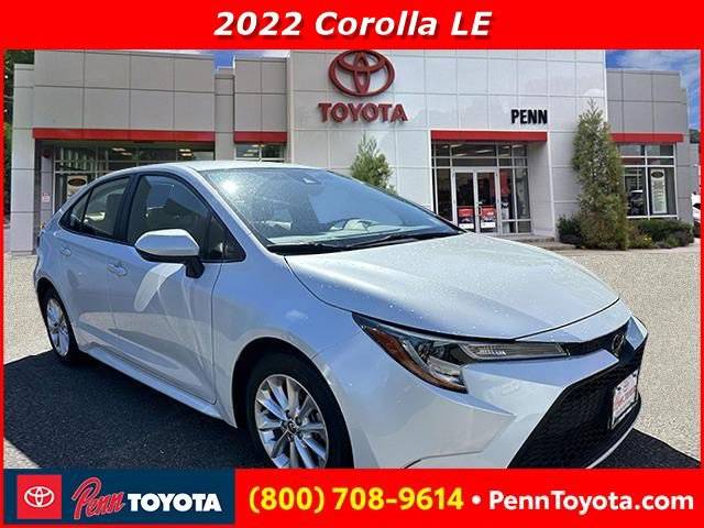 2022 Toyota Corolla LE — Sedan — 17,175 mi — Greenvale, NY