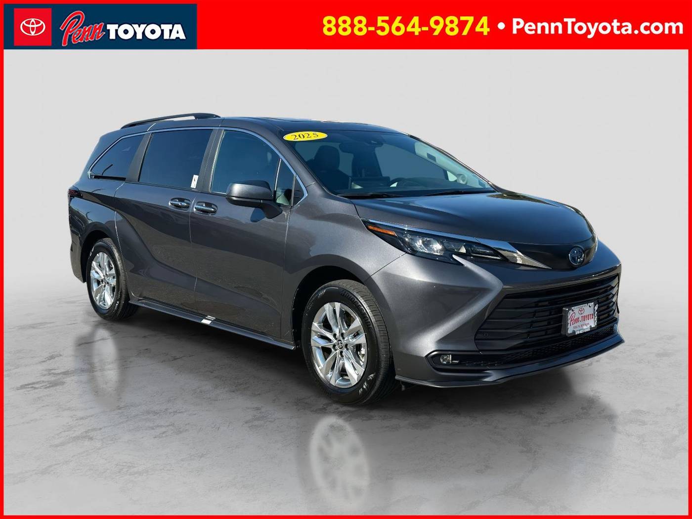 2025 Toyota Sienna XLE — Minivan — 6,189 mi — Greenvale, NY