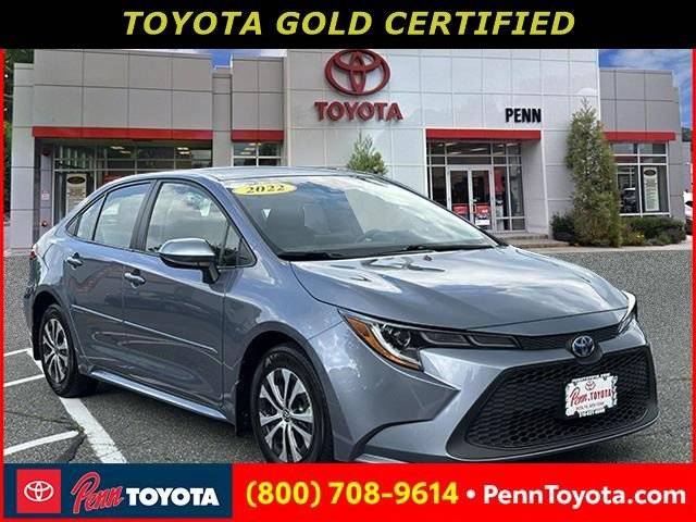 2022 Toyota Corolla Hybrid LE — Sedan — 18,337 mi — Greenvale, NY