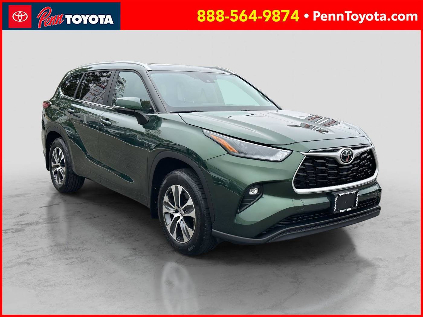2023 Toyota Highlander XLE — SUV — 11,155 mi — Greenvale, NY