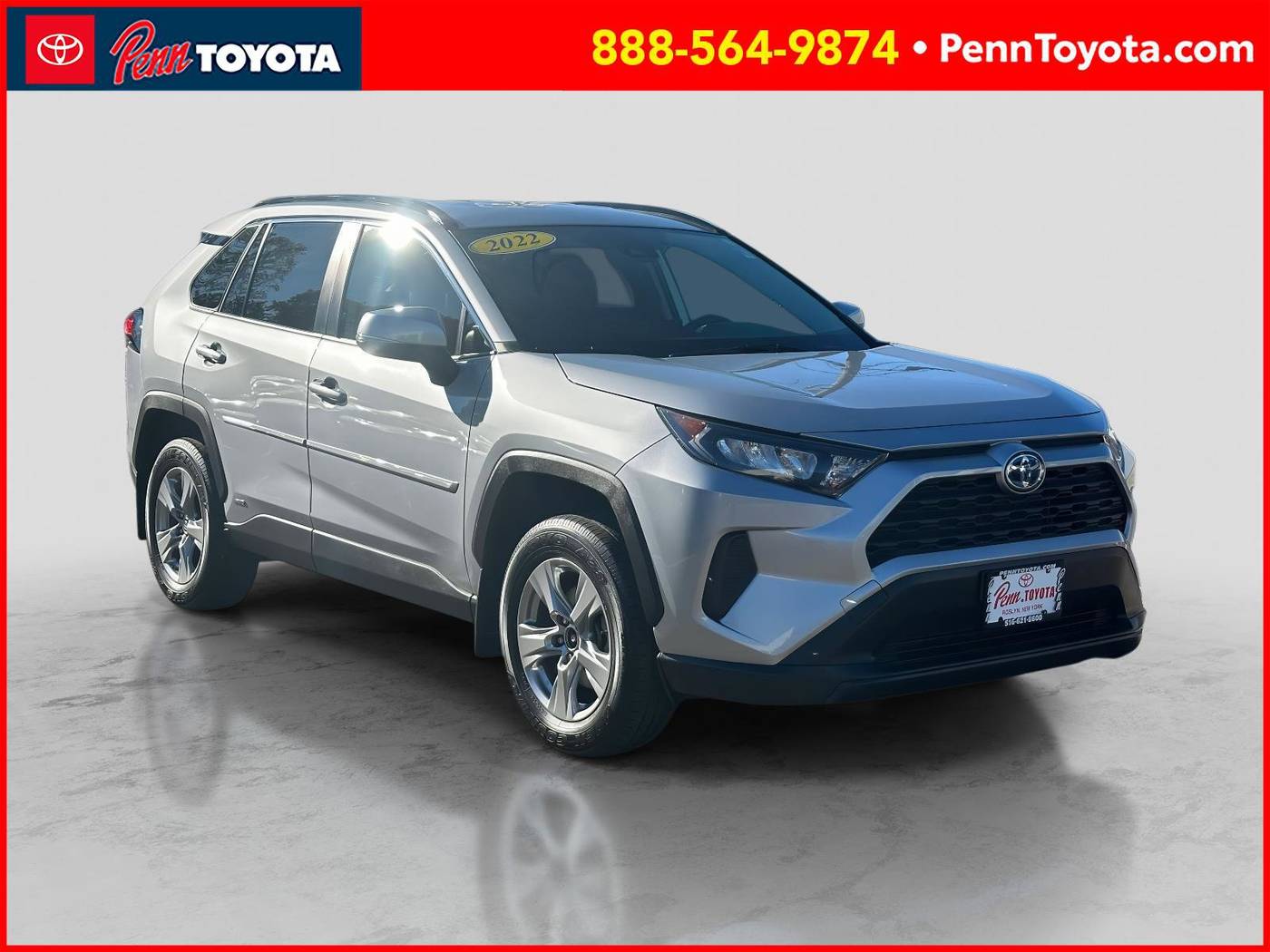 2022 Toyota RAV4 Hybrid LE — SUV — 15,789 mi — Greenvale, NY