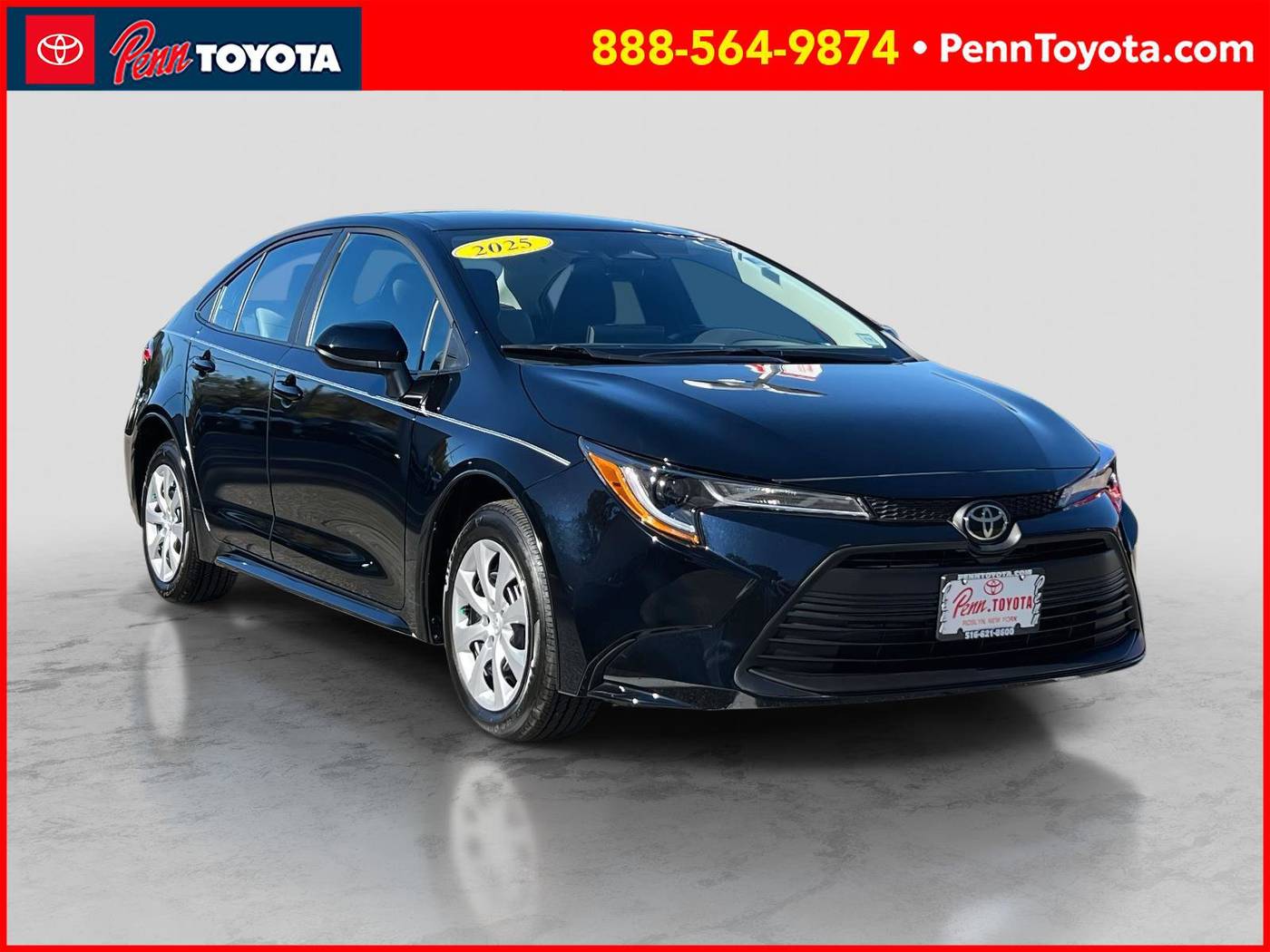 2025 Toyota Corolla LE — Sedan — 148 mi — Greenvale, NY