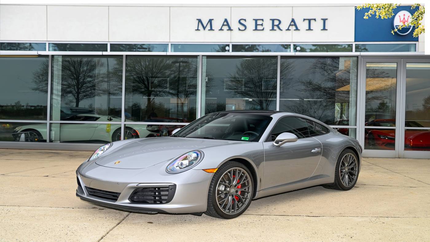 2018 Porsche 911 Carrera S — Coupe — 27,519 mi — Sterling, VA