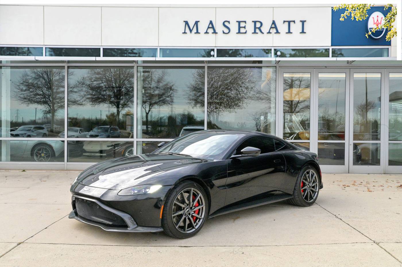 2019 Aston Martin Vantage Standard