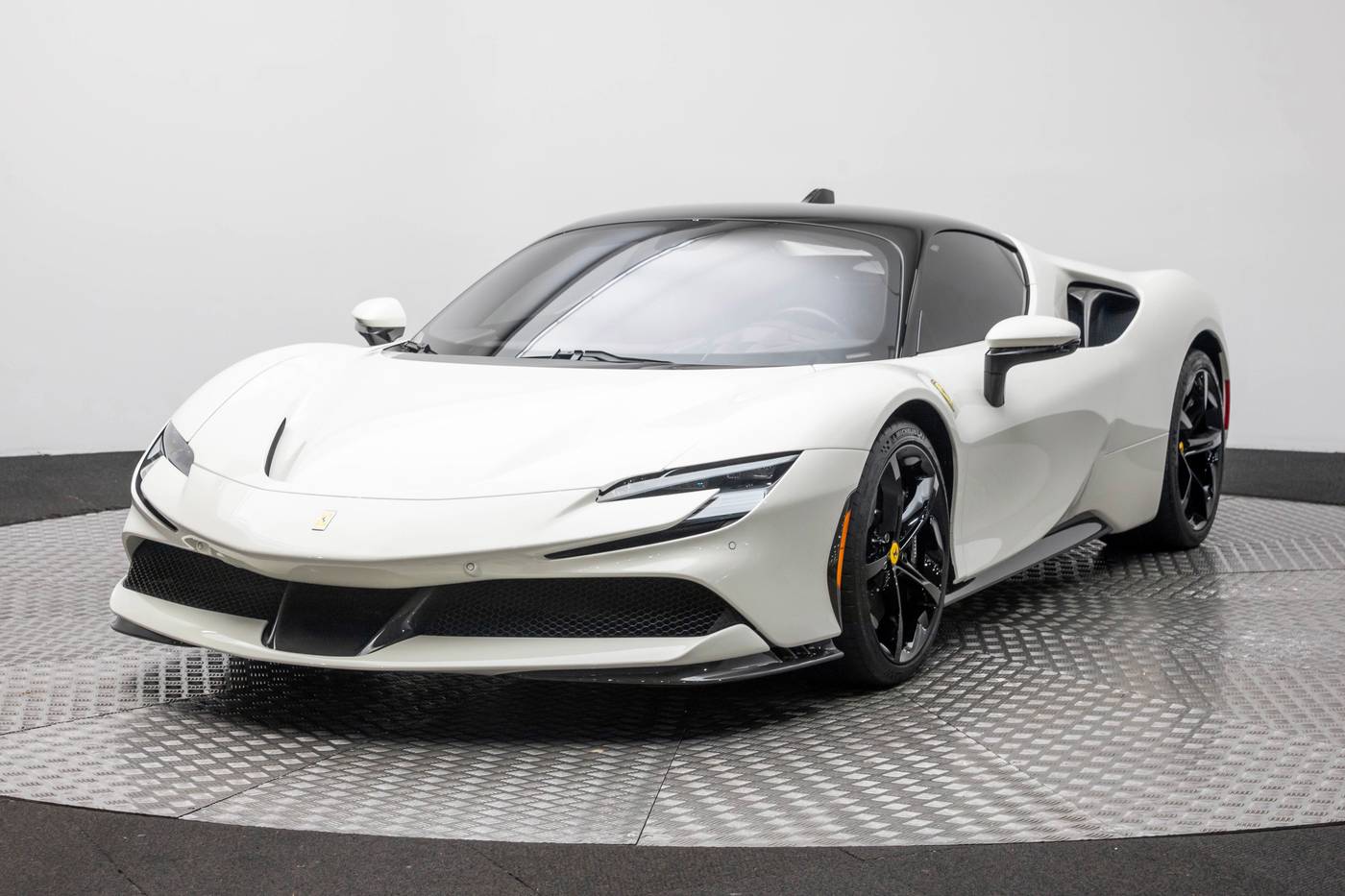 2024 Ferrari SF90 Standard — Coupe — 1,121 mi — Sterling, VA
