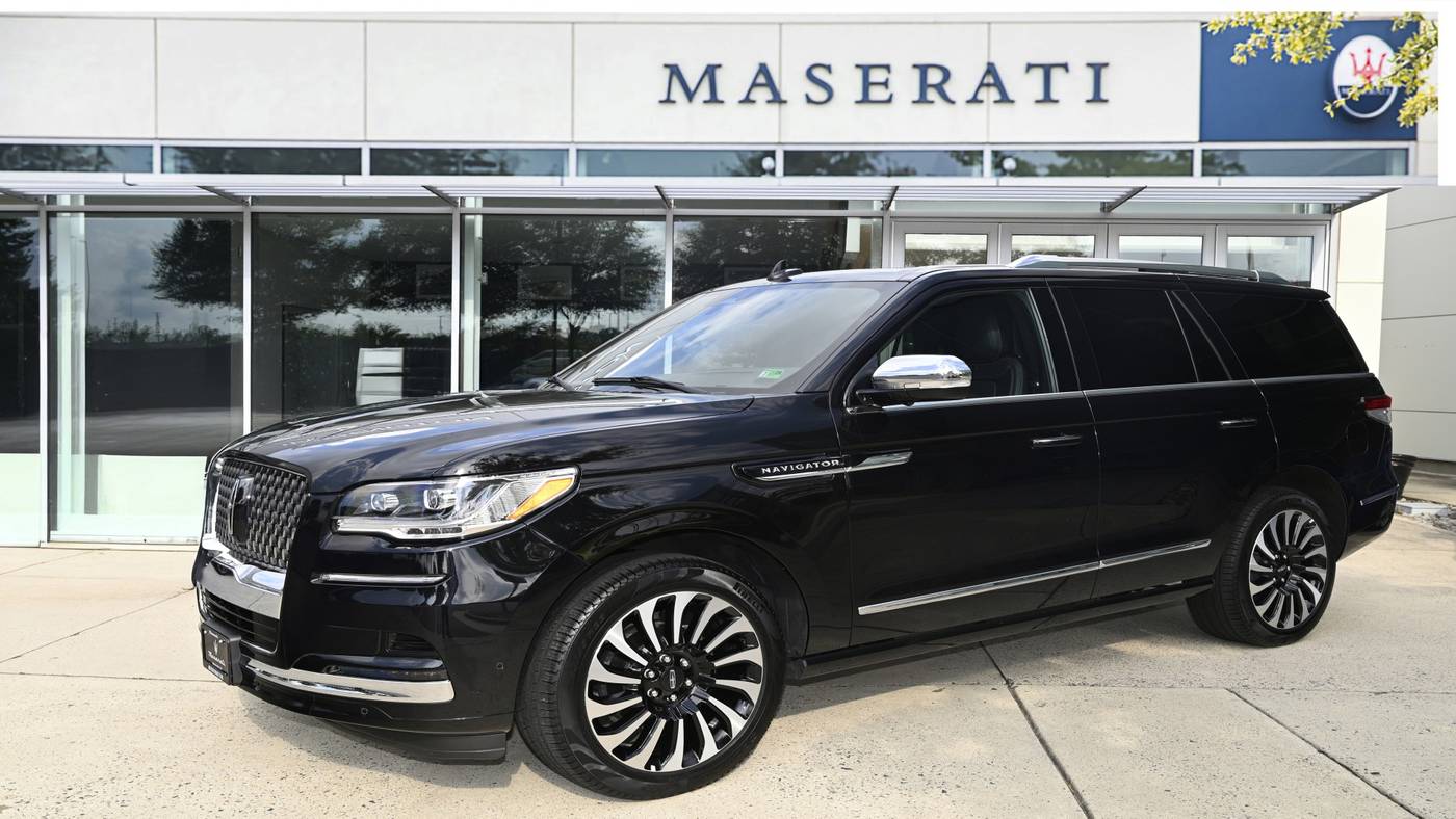2023 Lincoln Navigator Black Label — SUV — 22,067 mi — Sterling, VA