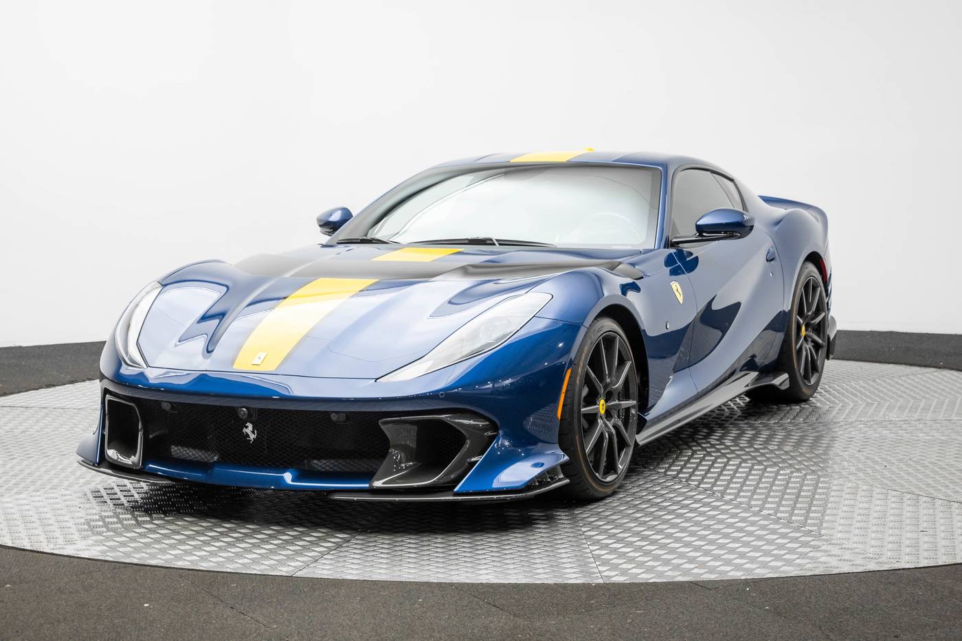 2022 Ferrari 812 Competizione — Coupe — 770 mi — Sterling, VA